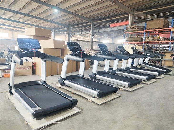 Commercial Gym Elliptical Machine suppliers